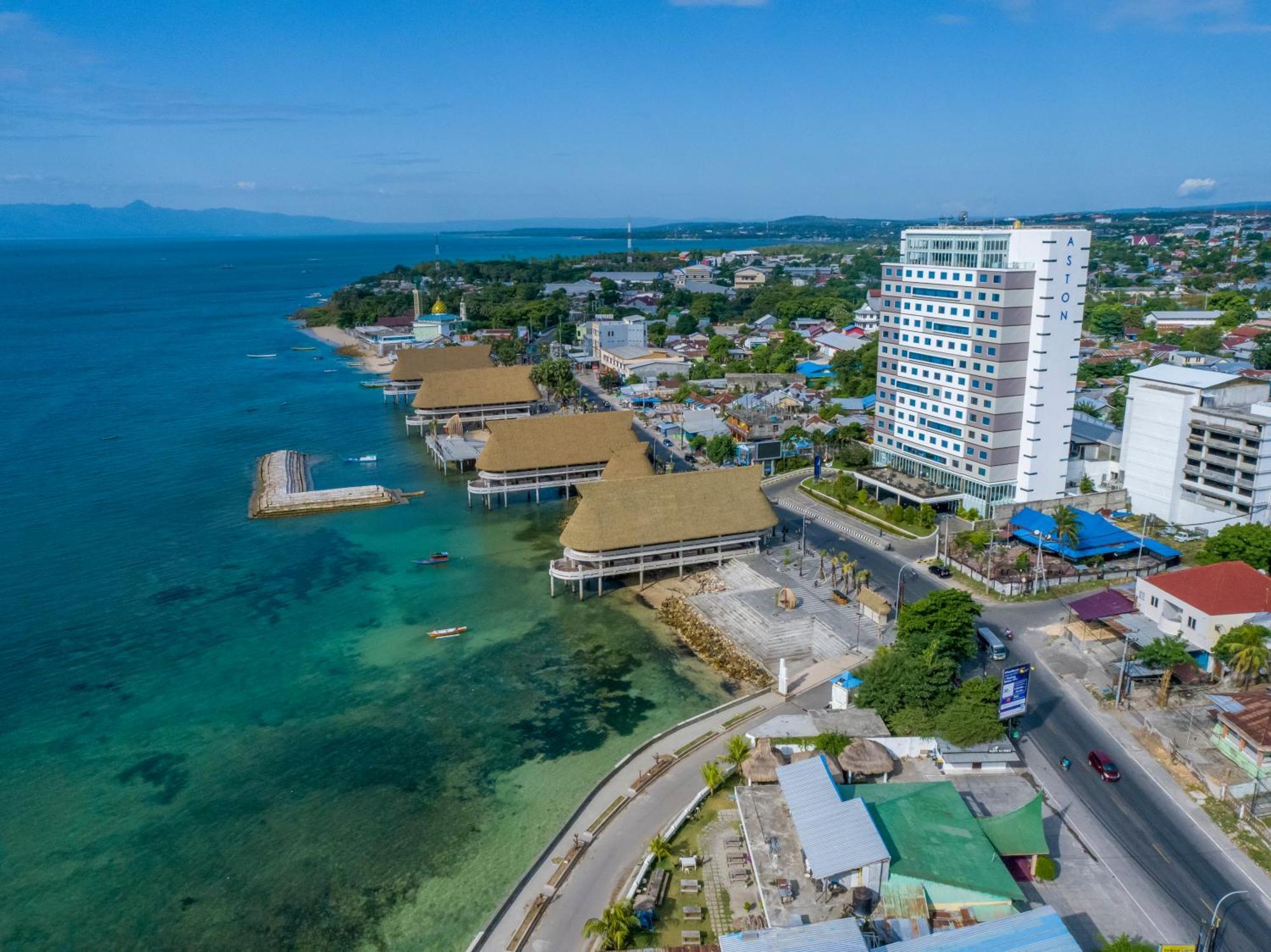 Aston Kupang Hotel & Convention Center Екстер'єр фото